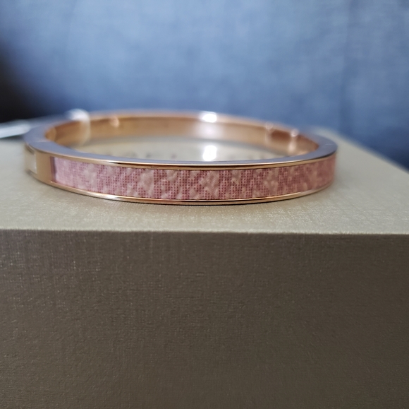 Michael Kors Rose Gold-Tone Logo Thin Bangle - Picture 10 of 13